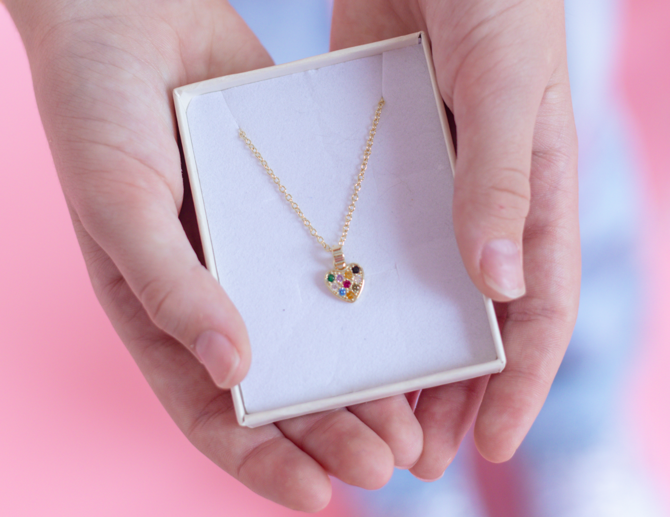 CUSTOMMADE Rainbow Heart Necklace x Roqi & Day – Byloro