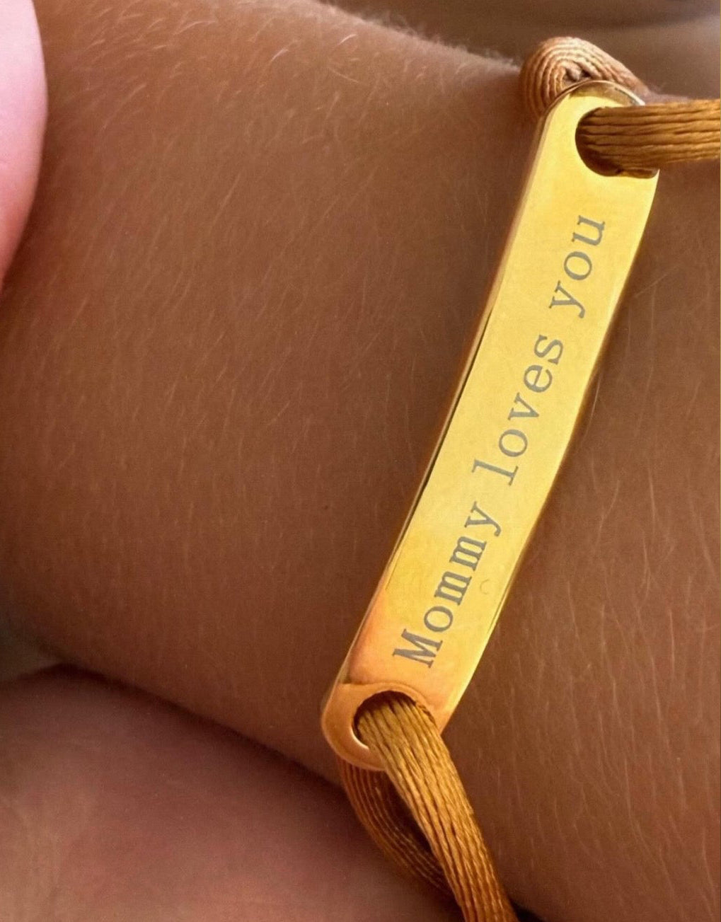 MASSGESCHNEIDERTES Infinity-Bar-Armband