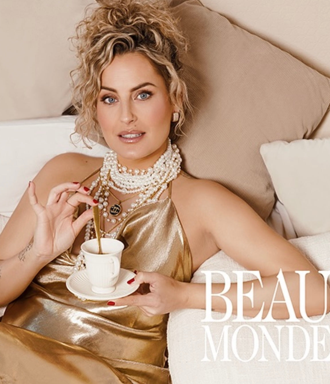 Custommade Pearl Necklace [Beau Monde Magazine] – Byloro
